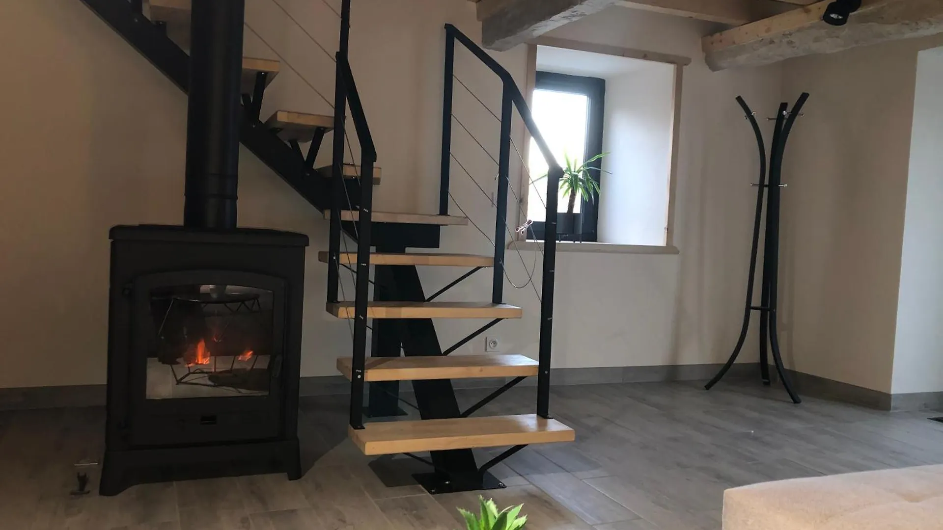 Gite Moderne Au Calme - Tout Confort - Jolie Vue Lugagnan
